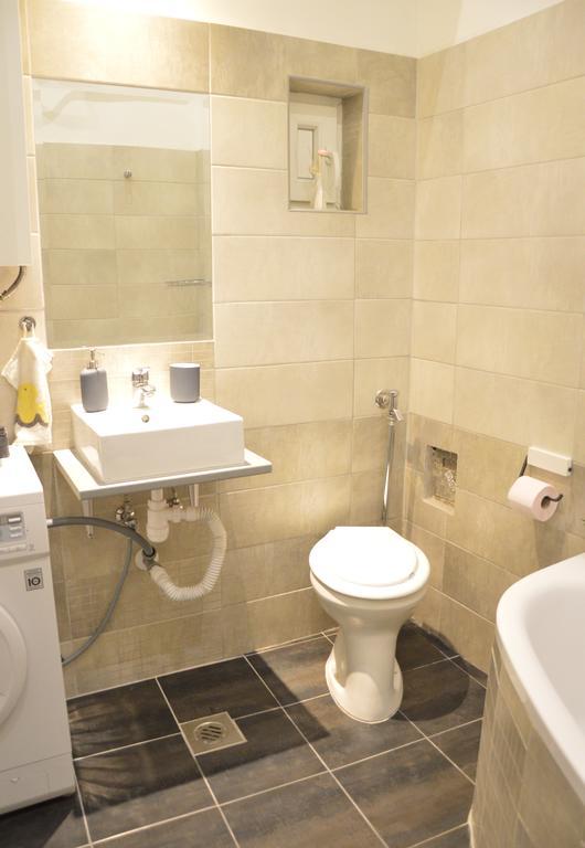 Friendly Apartment In Center Budapesta Exterior foto